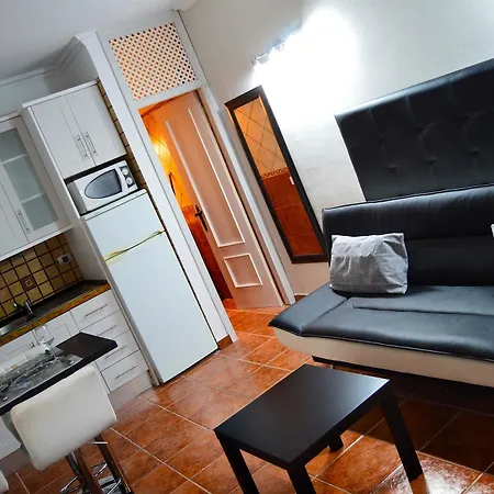 Apartment In Santa Cruz De Tenerife, With Pool Access, Furnished Garden A