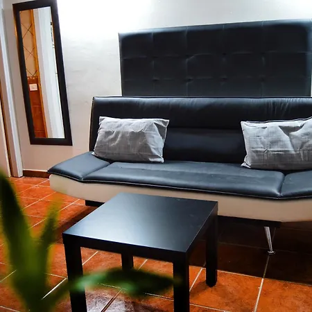 Apartment In Santa Cruz De Tenerife, With Pool Access, Furnished Garden A *
